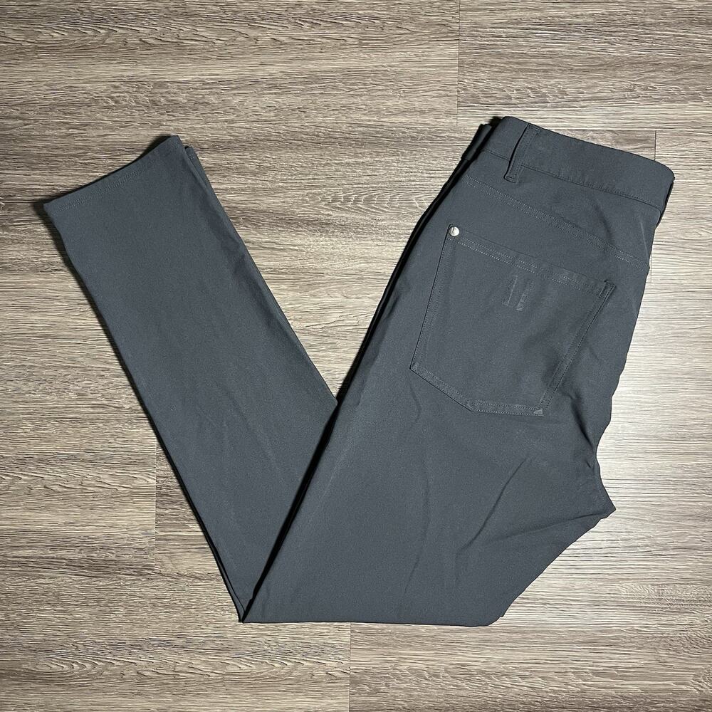 Vuori Meta Pants Men's 31 Gray Athletic Slim Tapered Stretch Performance V430